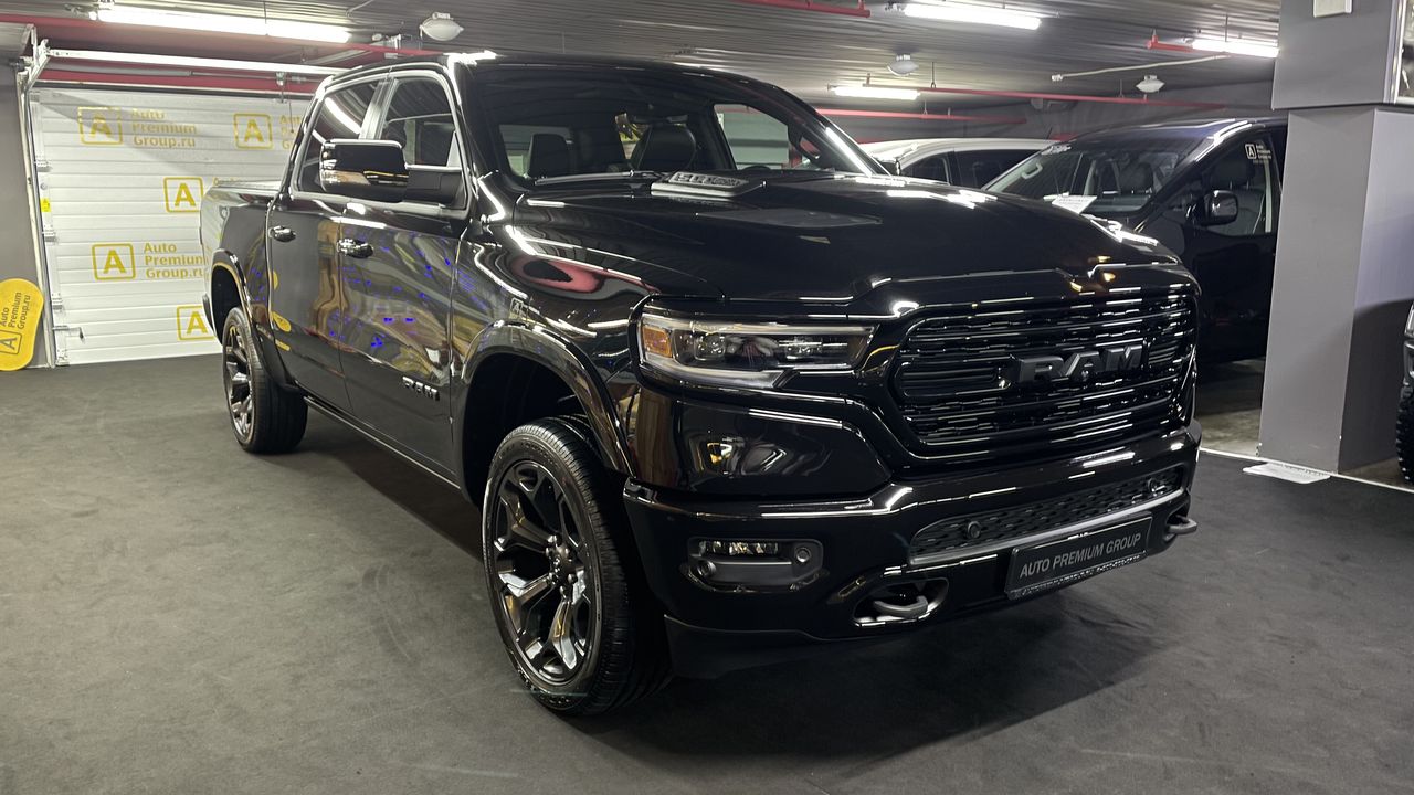RAM 1500 Limited Night Edition 2022