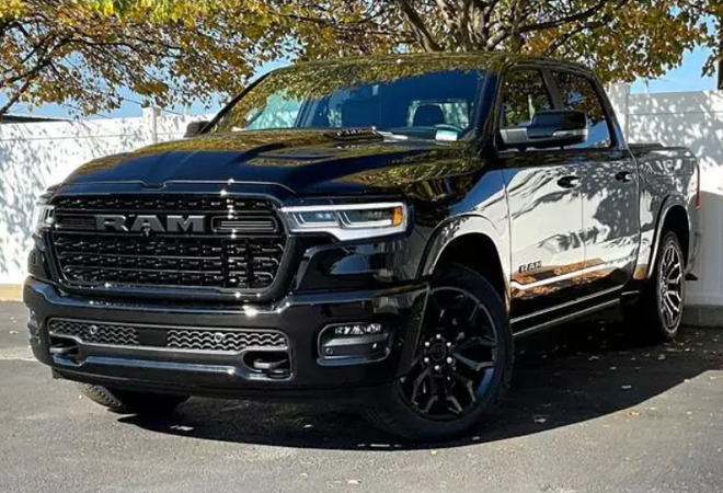 RAM 1500 Limited Night Edition 2025