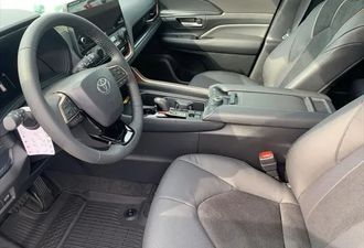 Toyota Grand Highlander 2025