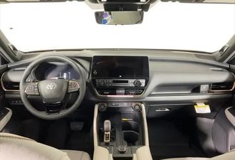 Toyota Grand Highlander 2025