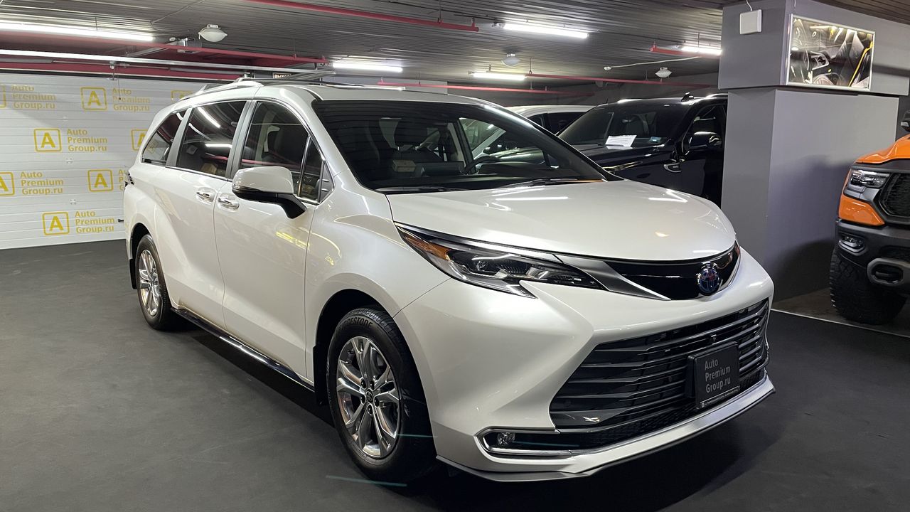 Toyota Sienna Platinum 2022