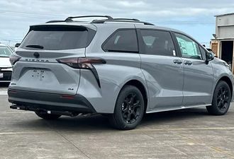Toyota Sienna 2025