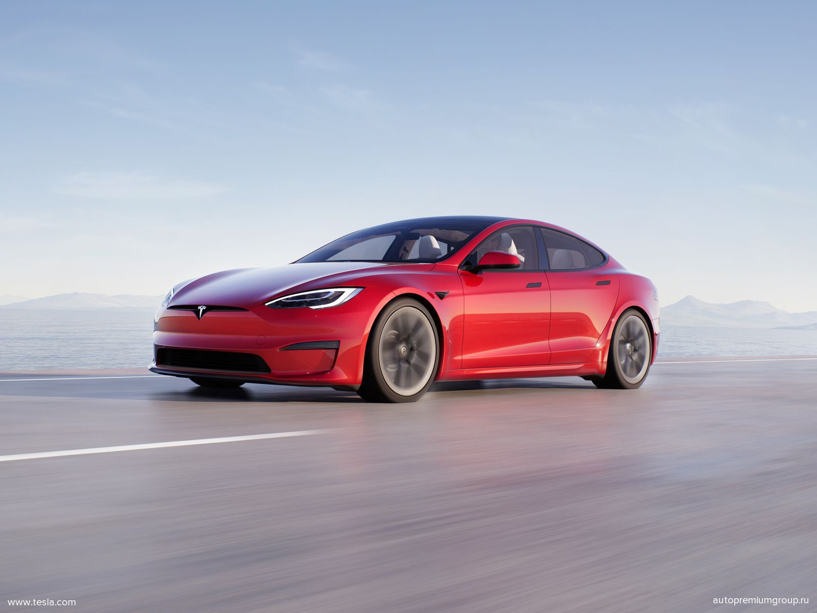 Tesla - на сегодняшний день безусловный лидер отрасли электромобилей (foto: tesla)