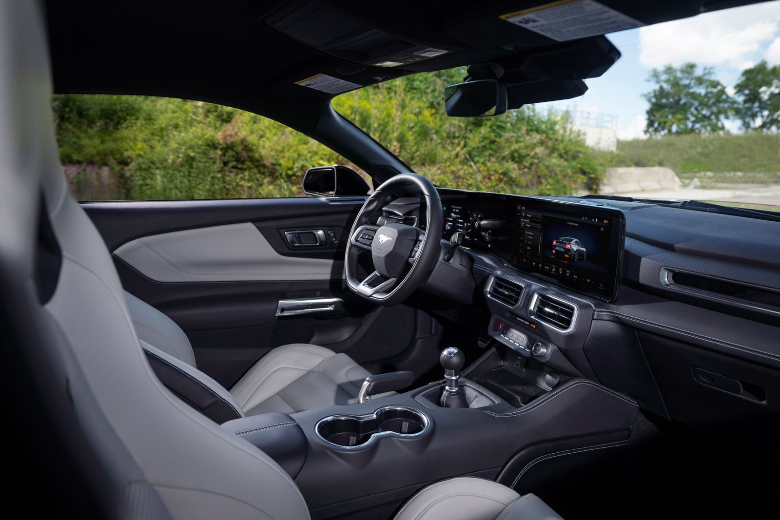 Ford Mustang 2024 модельного года получит цифровую приборную панель (ford: ford)