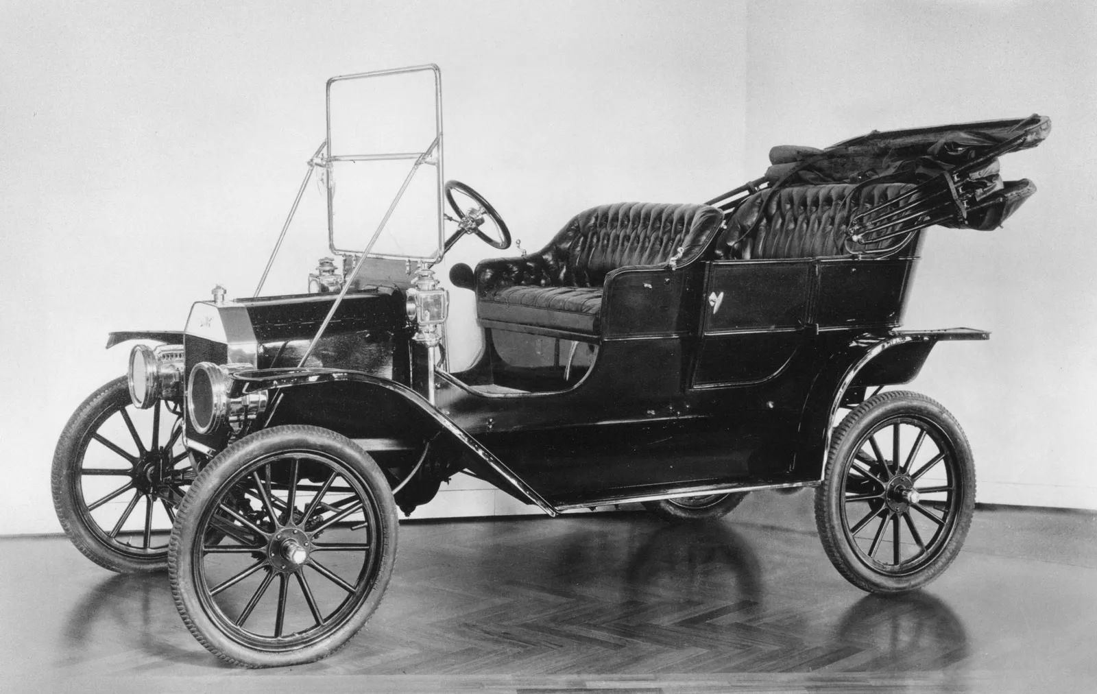 The 1909 Model T.