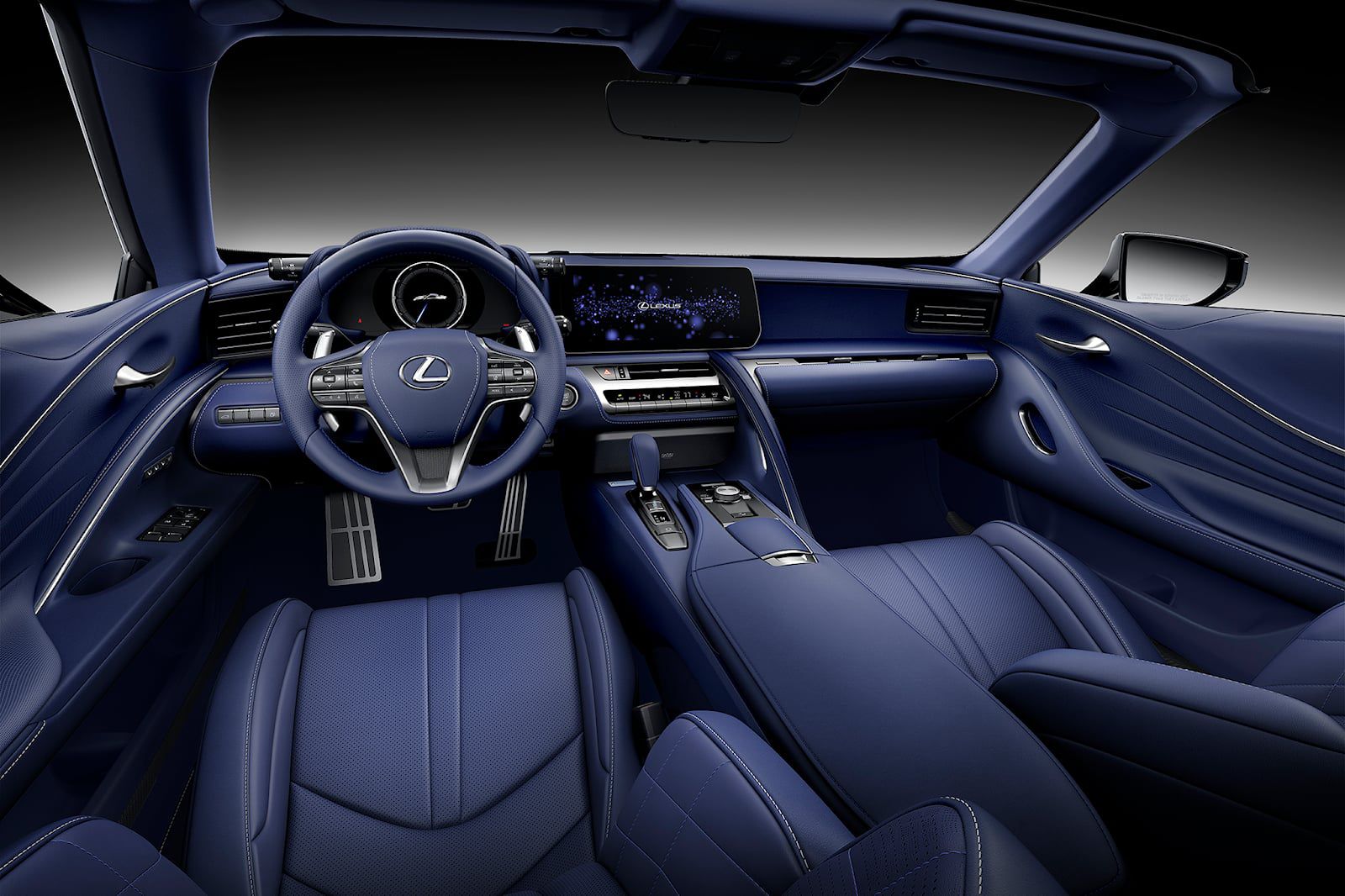 Lexus предложит LC Coupe и Convertible с новой сине-белой двухцветной цветовой схемой (foto: lexus)