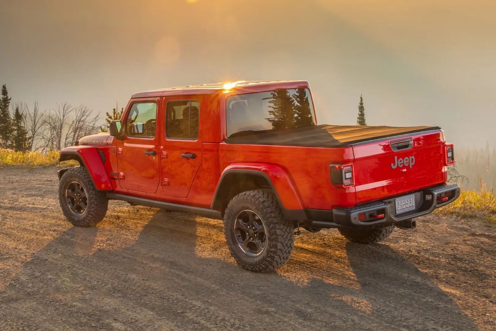 Jeep Gladiator Rubicon 2023 года (foto: jeep)