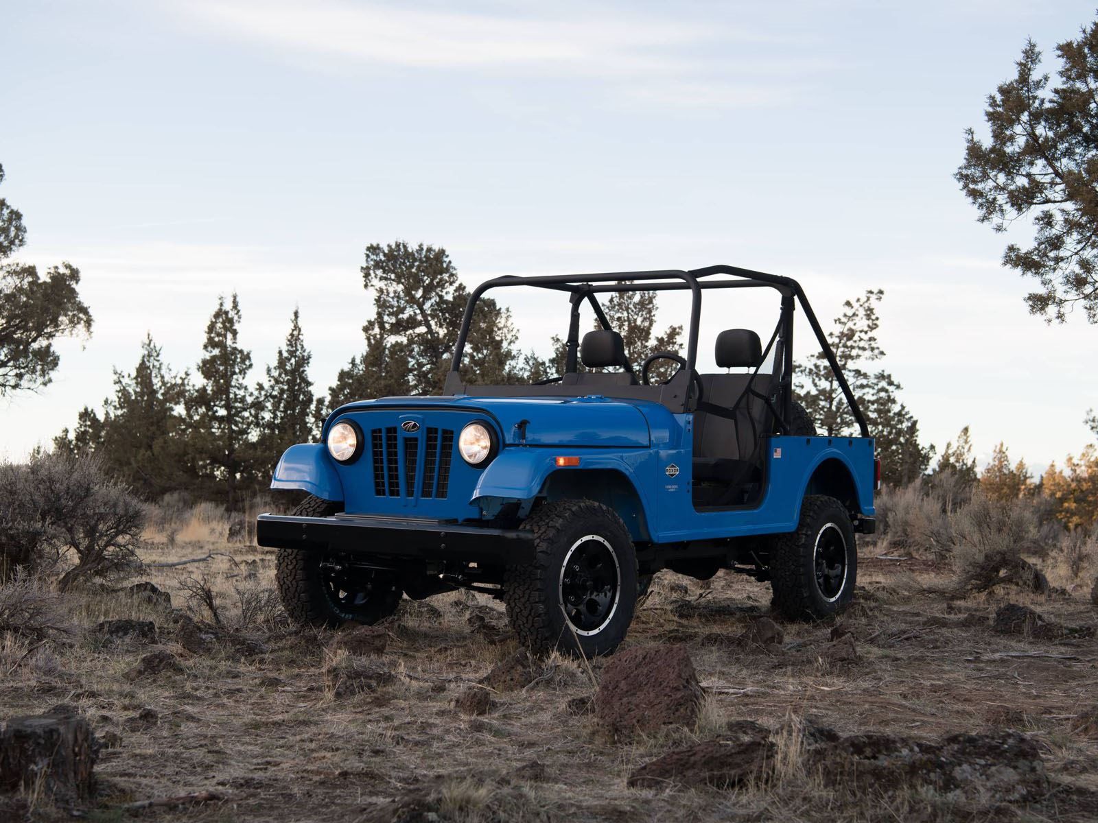 Mahindra Roxor — крутой мини-джип