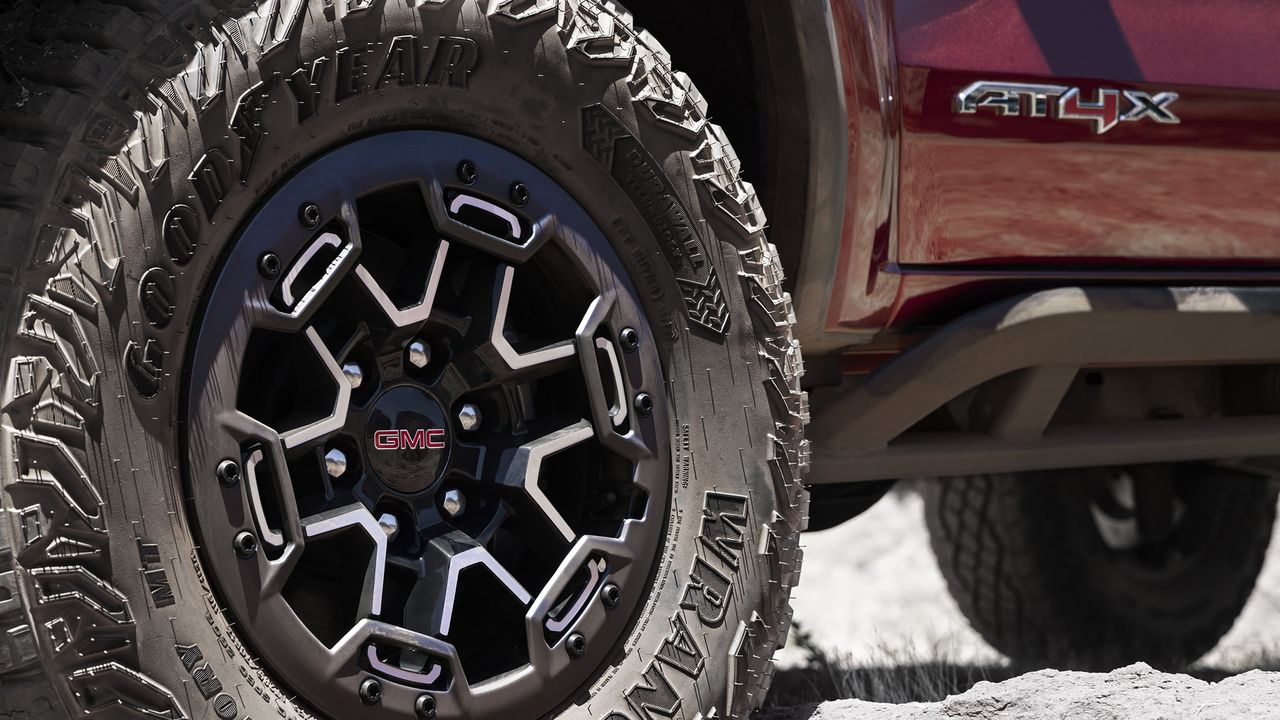 Внедорожный 2026 GMC Canyon AT4X — ваш надёжный партнёр на маршруте жизни