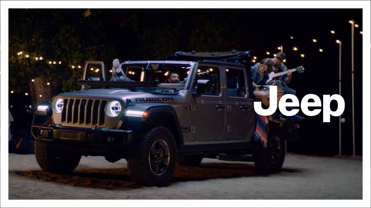 Jeep Gladiator - универсальный, внедорожный, удобный!