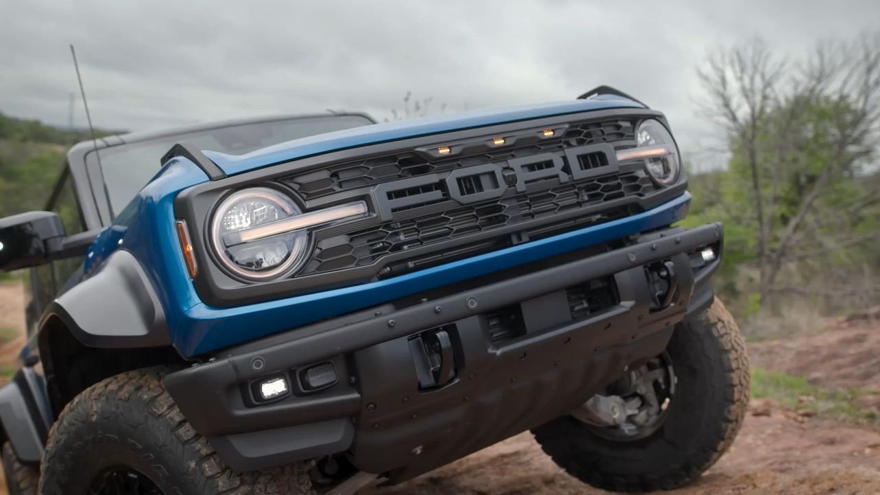 2025 Ford Bronco Raptor с новым пакетом стайлинга Black Apperance Package!