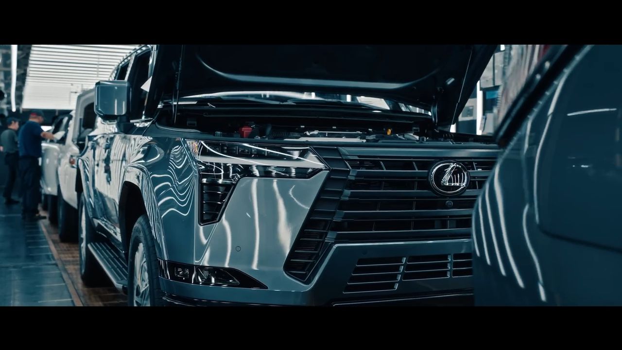 Сенсационный запуск нового поколения внедорожника 2024 Lexus GX